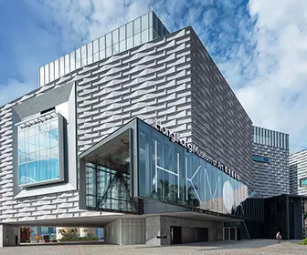 【本地遊 - 山頂纜車藝術之旅】香港藝術館 | 爐峰自然步道 | 獅子亭 包來回纜車票 - 品嘗九龍海逸君綽酒店自助早餐